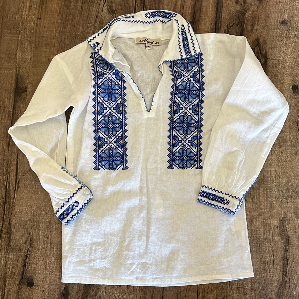 Authentic Romanian peasant blouse with Blue Embroidery